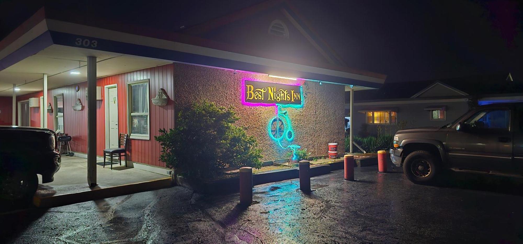 Best Nights Inn - Sparta Zewnętrze zdjęcie